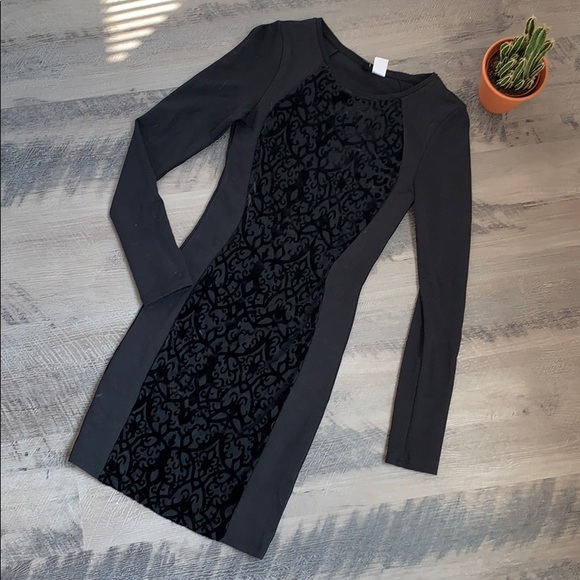 🕸Black Bodycon Dress with Velvet Filigree Inset - Picture 1 of 3